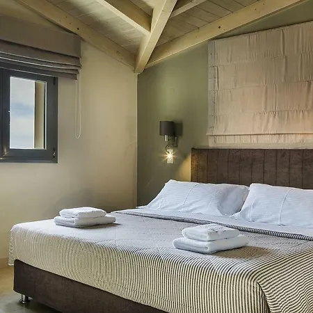 Pieno Di Luce Skala Loft With Private 107m2 Pool And Breakfast *