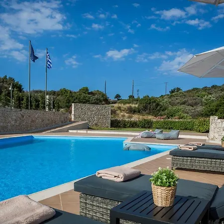 Pieno Di Luce Skala Loft With Private 107m2 Pool And Breakfast